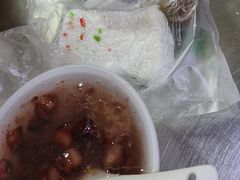 -芳婆糕团店(王府大街店)