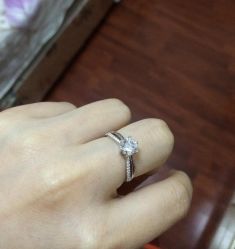 -威德钻石-克拉钻大本营(南京东路店)