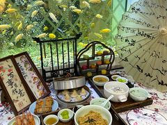 -蟹上黄·蟹黄面·江南糖水(人民广场店)
