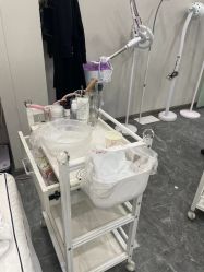 -苗方清颜专业祛痘·皮肤管理