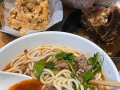 -三千粉牛肉米粉(来客茂店)