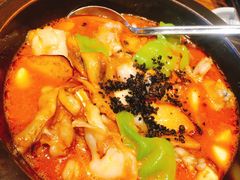 -云海肴·汽锅鸡·云南菜(天山百盛优客店)