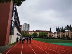 -上海市控江中学