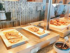 自助取餐区-怡豪大饭店·银顶旋转餐厅