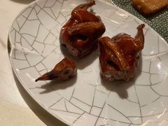 脆皮妙龄鸽-新荣记(新源南路店)
