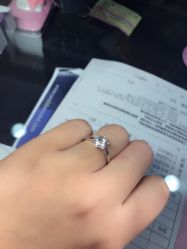 -威德钻石-克拉钻大本营(南京东路店)