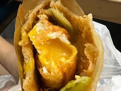 -小红车炸蛋葱油饼