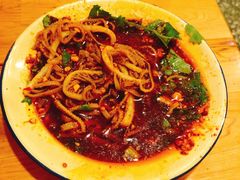-拈签一笑黄牛肉辣卤串串