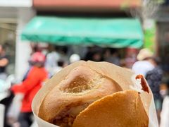 -Bánh Mì Huynh Hoa