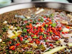 -肖肖酸萝卜鱼火锅(总店)