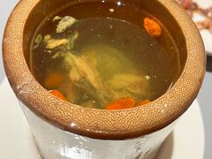 竹筒原生乌鸡汤-桂满陇·蟹黄小笼汤包(中山公园店)