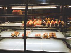 面包甜点陈列柜-味多美(江桥万达店)