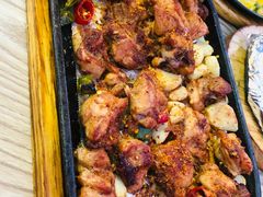 -老东镇啤酒屋海鲜加工·蒸汽海鲜·海鲜烧烤(台东店)