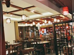 大堂-九尺赵老四鲜鹅肠火锅