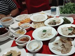 -天宜隆蘑菇宴火锅(石景山旗舰店)