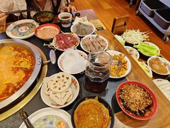 -沸炉重庆老火锅(军事博物馆店)