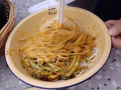 -鹤江桥·红油牛肉粉(SKP店)