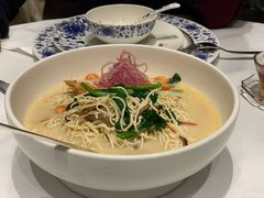 河虾鲜鱼汤煮干丝-Yan Ting 宴庭中餐厅(上海静安瑞吉酒店)