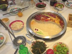 -沸炉重庆老火锅(军事博物馆店)