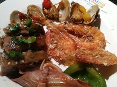 -领鲜活海鲜榴莲自助火锅(东门店)