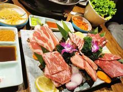 -明洞阿姨·韩式酱蟹烤肉·创意料理(三元桥店)