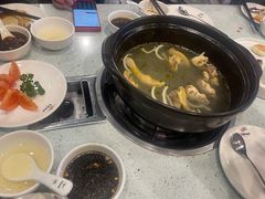 -烹然四季椰子鸡火锅(团结湖总店)
