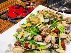 -蚝堡海鲜·威海菜·海肠捞饭·烧烤·亚洲吃蚝公司(幸福门店)
