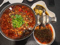 -万重锦·人文川菜馆(骡马市店)