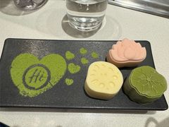 -海底捞火锅(长宁路龙之梦店)