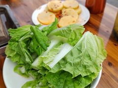 -宏兴烤鱼山庄(宣恩总店)