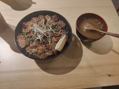 -本格丼·炭火烤肉饭(大悦路成都大悦城店)