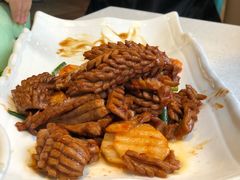 爆炒腰花-闫府私房菜·百年鲁菜(恒隆店)