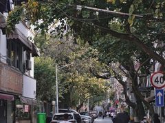 -溪岸路花鸟市场