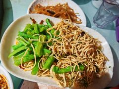 -鱼窝棚柴火铁锅炖(富山屯店)