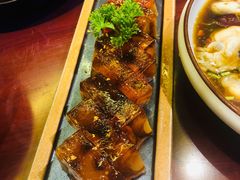 -胡记饭店(保工街店)