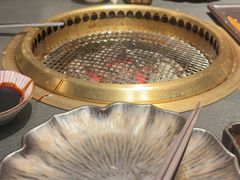 -铭牛烧肉·和牛海鲜自助(高新月牙湖店)