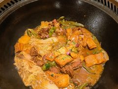 -粘豆包铁锅炖二部(温泉街店)
