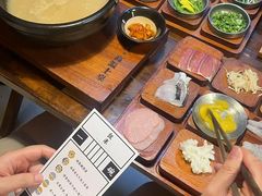 -银米·云南传统过桥米线(双廊黑金冠店)