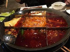 -纸盐河码头火锅(十八梯店)