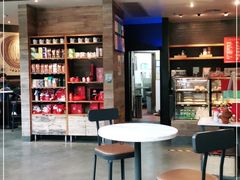 大堂-星巴克(东莞莞城万科中心店)