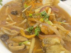 -谊荣海鲜大牌档(石湖店)