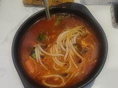 -沁麦源过桥米线(总店)