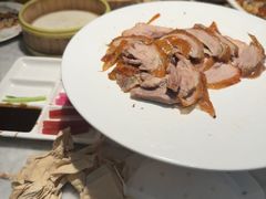 德胜枣木烤鸭-雀蓝川菜(奥体广场店)