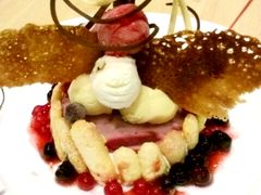 8c642e10jw1e5fwaclbw9j20dc0hsmym-哈根达斯(武汉天地店)