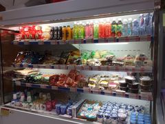 零售区-百年义利(甜水园东里店)