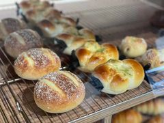 -沁屋面包店(人民东路店)