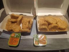 -麦当劳(轻轨曹杨路店)