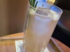 -星巴克臻选(上海合生汇1F店)