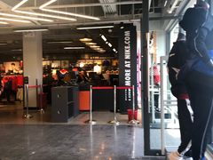 -NIKE上海青浦优选体验店