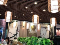 -裕记烧腊连锁餐饮(国商分店)